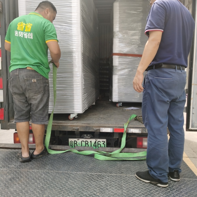 深圳市華宇現(xiàn)代科技有限公司向某博物館交付一批恒溫恒濕典藏柜！(圖1)